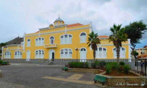 Liceu Centenário.jpg Liceu Centenário.jpg
