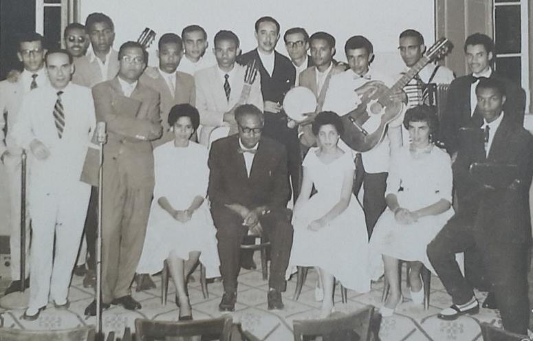 Sarau Cutural Liceu Gil Eanes.jpg Sarau Cutural Liceu Gil Eanes.jpg